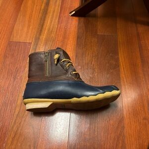Sperry Dark Brown and Navy Winter Boots